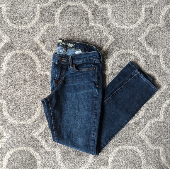 Old Navy Denim - Old Navy Sweetheart Slim jeans size 4